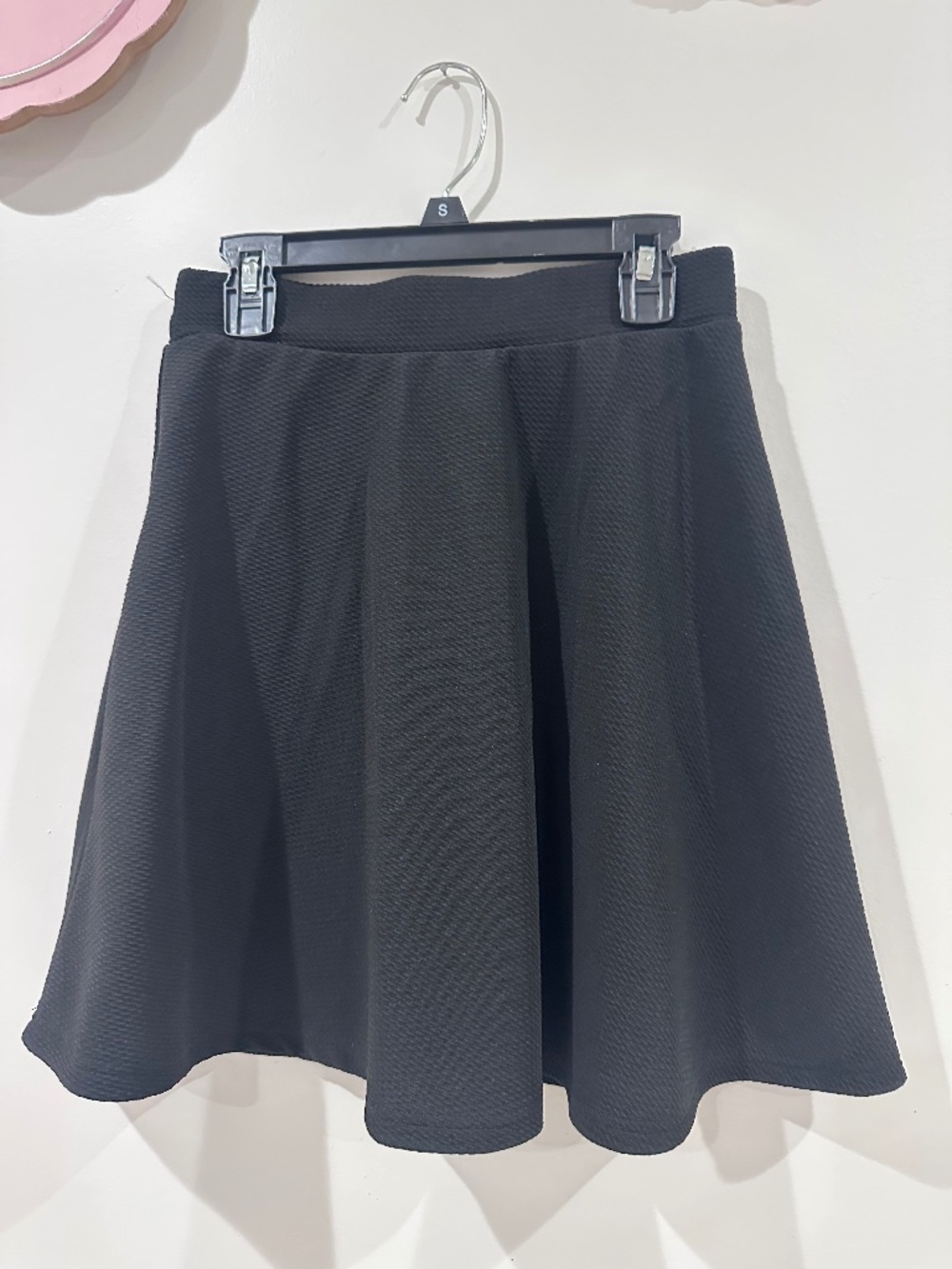Cute black skirt